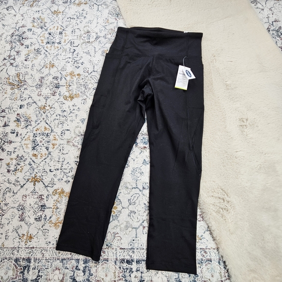 Old Navy Active Elevate Mesh Legging  Crop Large Tall BNWT - Picture 1 of 7